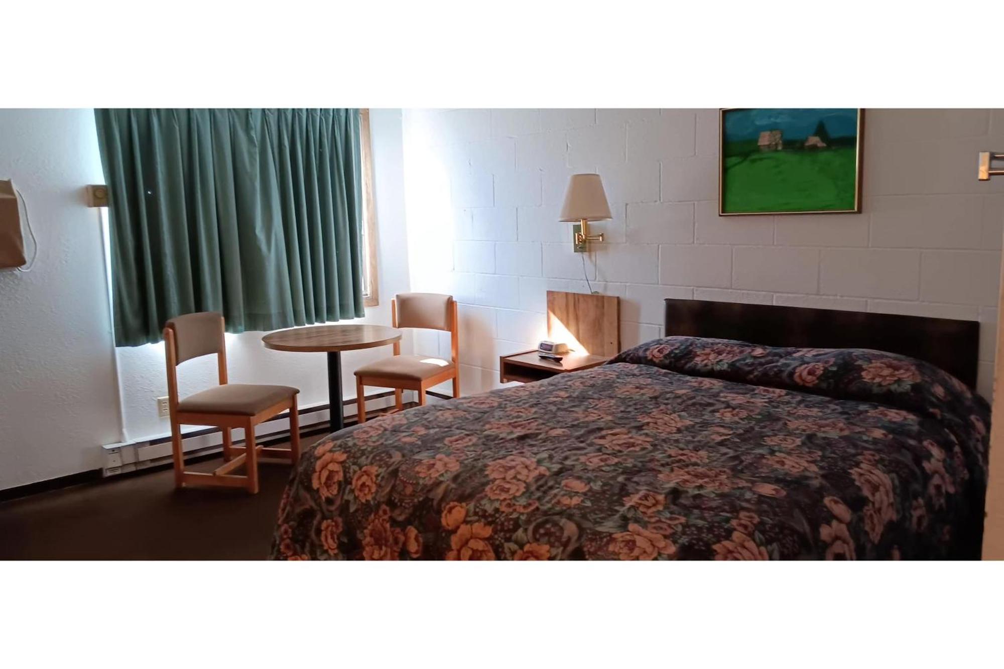 Scotwood Motel By Oyo Washburn Nd Dış mekan fotoğraf
